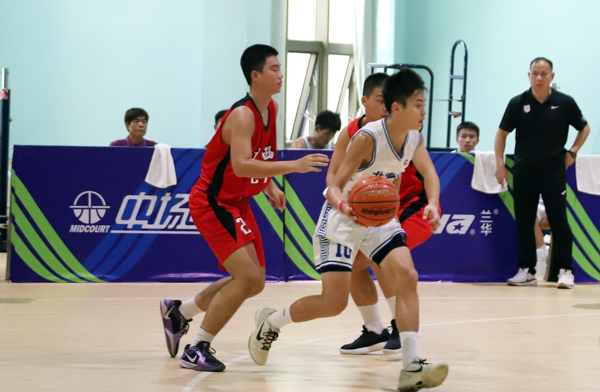 北海九中初中男子籃球隊（白色球服隊）參加2025年全國U15青少年籃球聯賽男子組區域賽