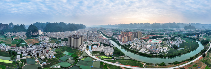 航拍都安。都安縣委宣傳部供圖