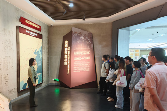 2025年青年员工党性锻炼现场教学场景—黄杰昌摄