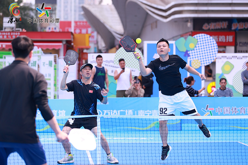 參賽選手展示拼搏風採。廣西體育局供圖