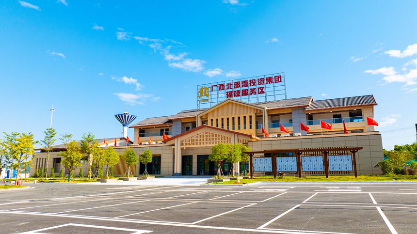 福祿服務區。張彬琳攝