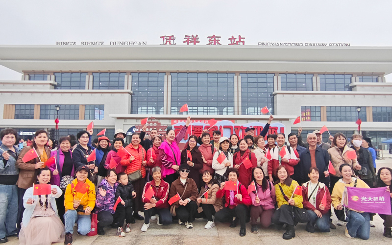 南宁至凭祥高铁全线贯通运营 两地最快75分钟可达