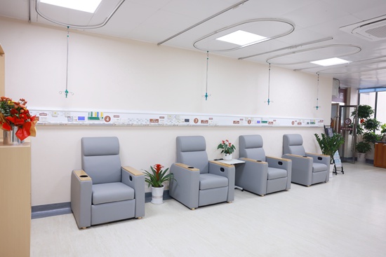 日间治疗专区内部图片。段雨晴摄