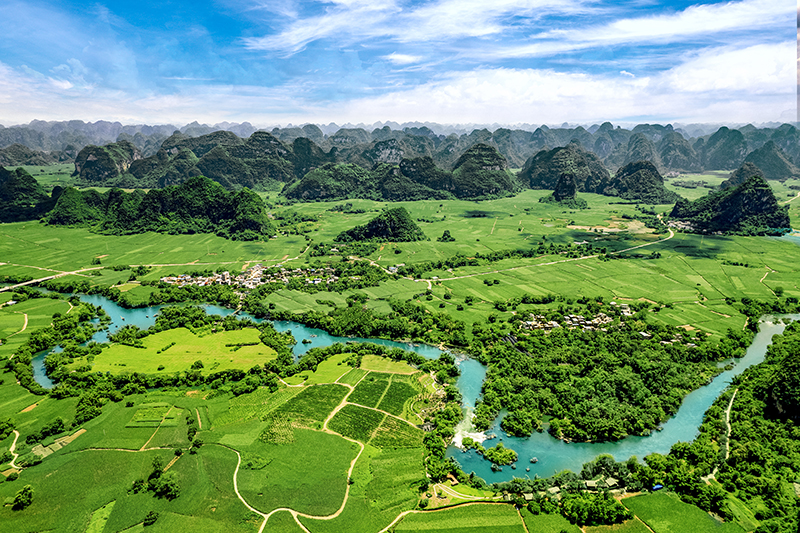 峒那屿湾全景图。周桂芬摄