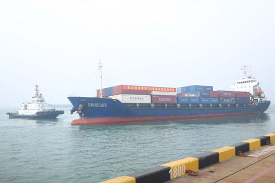 第100条集装箱航线首航。广西北部湾港集团供图