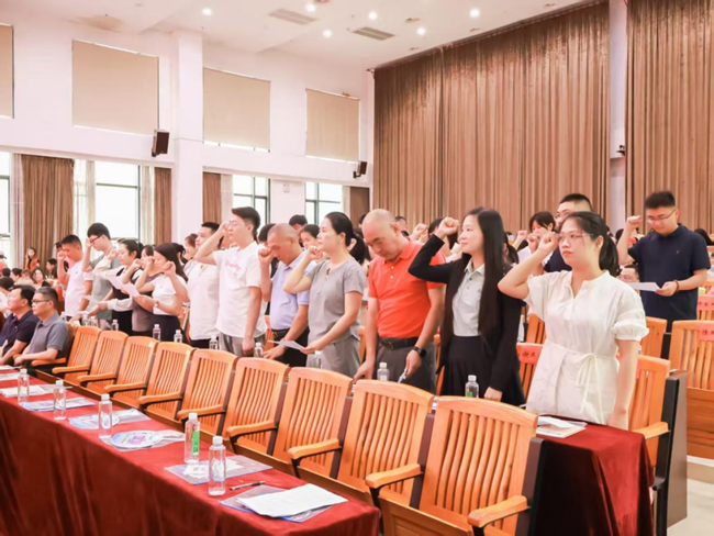 中国旅游日当天，安溪全县文旅人才召开誓师大会。