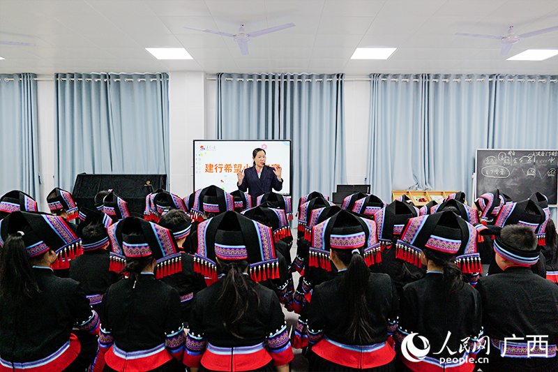音乐公开课。人民网 梁章晖摄