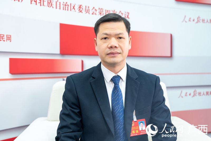 胡德珺代表接受專訪。人民網記者 嚴立政攝