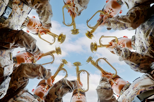 传承军号文化,凝聚强军力量。马腾飞摄