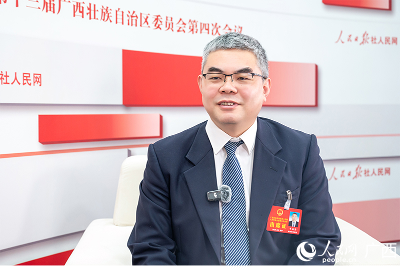 于福坚代表接受专访。人民网记者 严立政摄