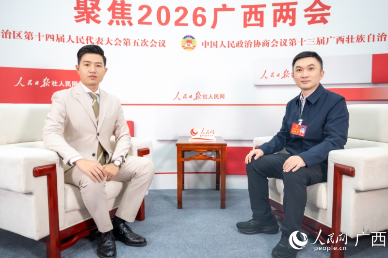 王鹏代表接受人民网专访。人民网记者 严立政摄