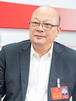 姚佐平廣西人大代表，上汽通用五菱汽車股份有限公司黨委書記、副總經理加快構建生態支撐體系 全力推動人工智能與現代化產業深度融合