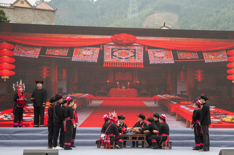 《蓝靛情缘》表演。魏朝圣摄