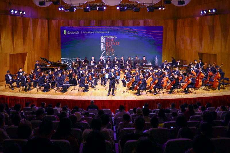 演出现场。曾智聆摄