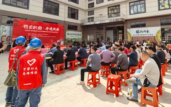 活动现场。方天学摄