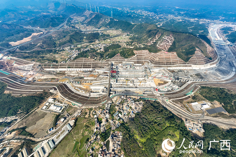 平陸運河馬道樞紐建設現場。人民網記者 雷琦竣攝