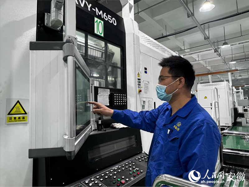 赛福电子新春生产正忙