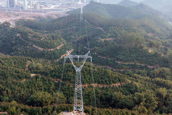 1月29日，梧州建晖热电联产项目送出工程顺利投运。郑冀波摄