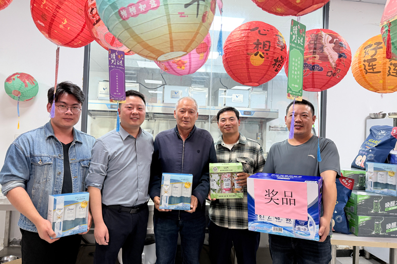 獎品。梁錦華攝