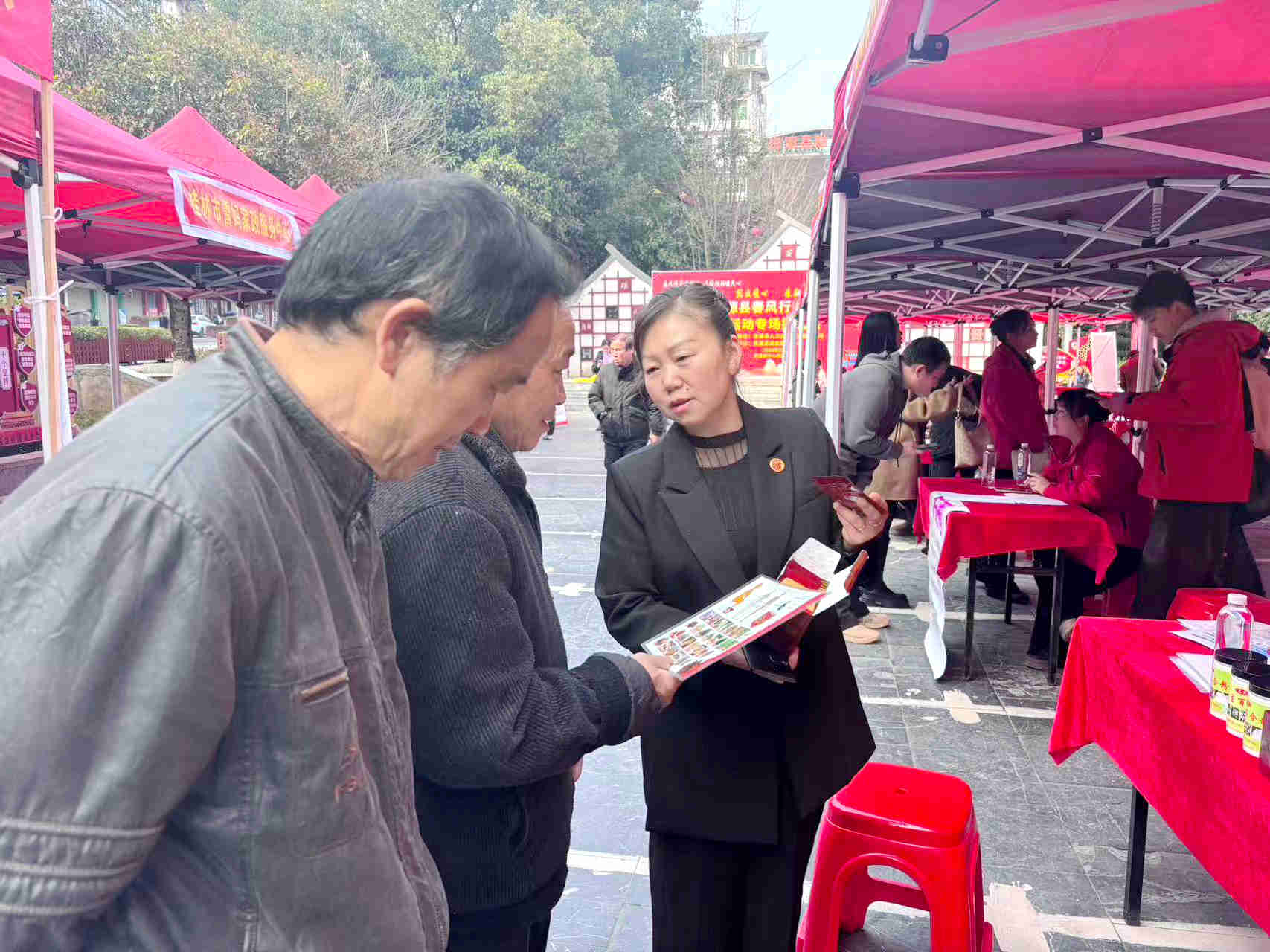 招聘會現場。劉孜毅攝