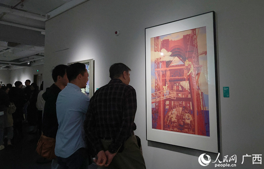 漓江画派记录广西的发展风貌。人民网记者 覃心摄