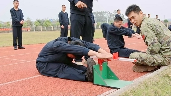 體能測試現場。