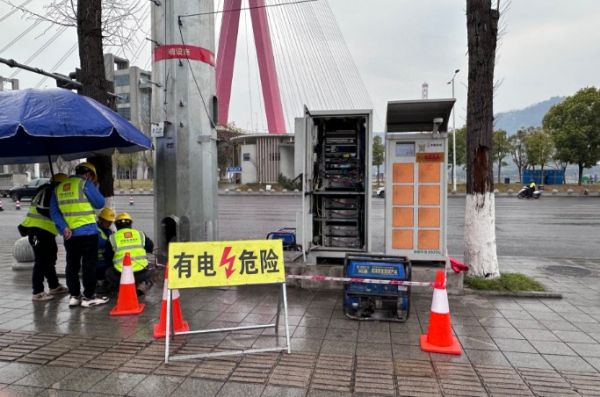 重庆铁塔全力保障环湖马拉松通信网络