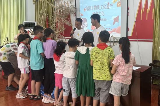 宾阳非遗进校园。杨镇宇摄