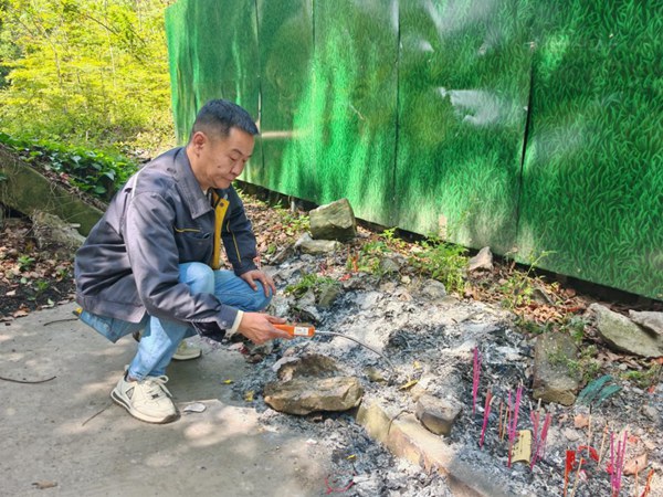 对焚烧后周边管道进行全面泄漏检测