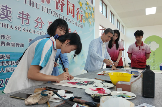 书画展示。黄琳琳摄