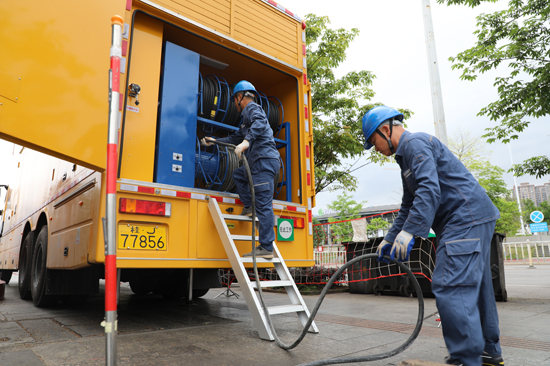 保供電現場。吳強攝