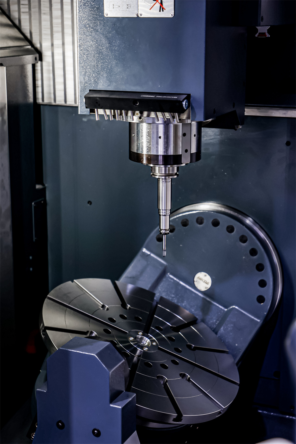 上海壹亘精密机床有限公司展台。