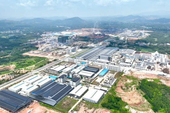 生机勃发的博白县城南产业园。