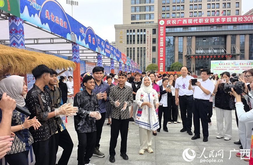 活动现场。人民网记者 付华周摄