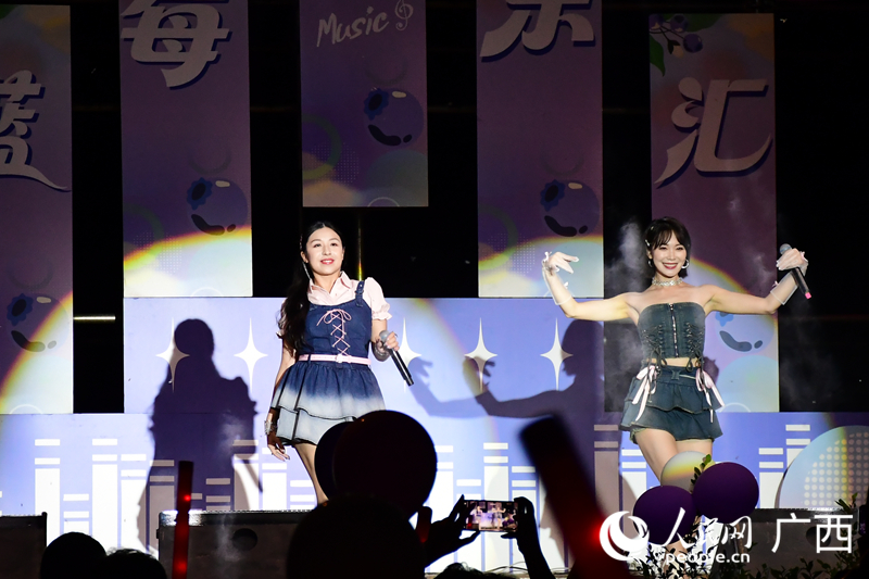 音乐汇表演现场。人民网 庞惠文摄