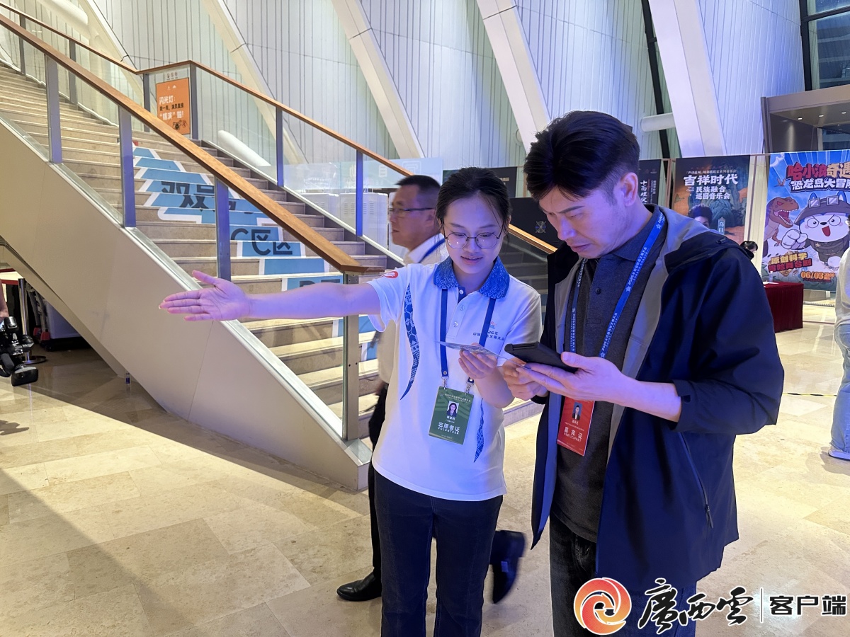 志愿服务现场。孔繁泽 摄