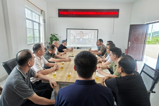 座谈现场。黄勇摄