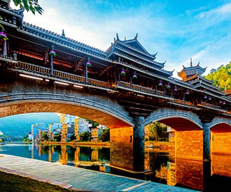 资源镇：一湾碧水“洗”出乡村振兴路