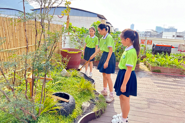 学校“食”光探索园。何珍珍摄