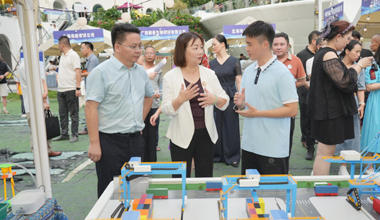 北海職業學院學子亮相全國科技活動周北海主場活動