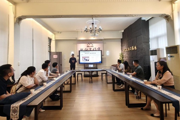 交流学习现场。庞玉凤摄