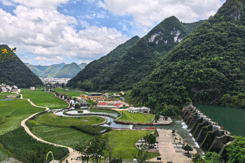 甘田镇达坡寨水库，玩水好去处。乐业县委宣传部供图