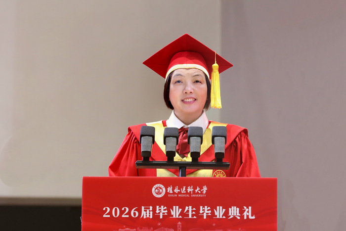 曾小雲深情寄語