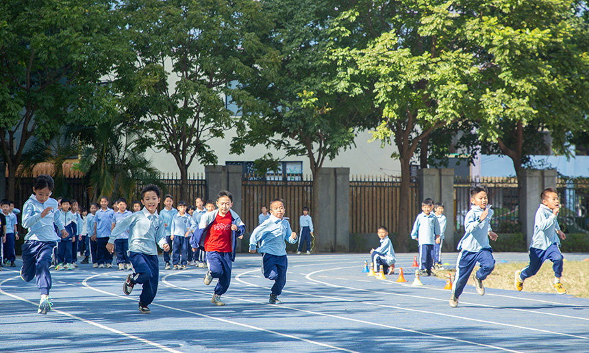 北海藝術設計學院附屬學校校園運動會。北海藝術設計學院附屬學校供圖