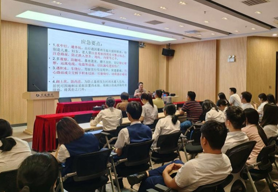 钦州分行开展防汛防台应急实操培训。交通交通银行广西区分行供图
