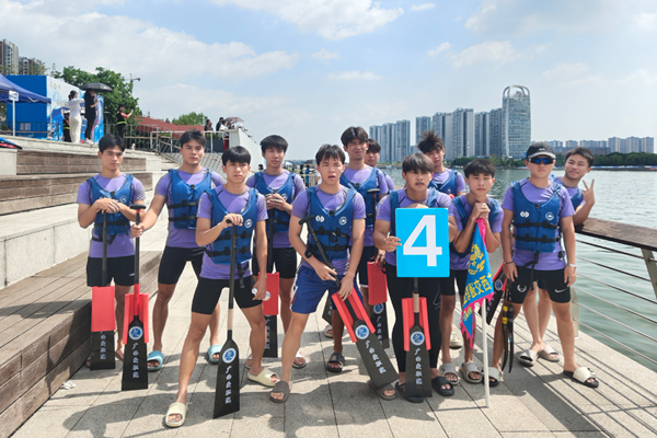龙舟代表队。广西交职院供图