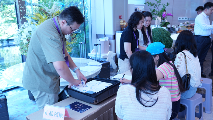 交付仪式现场。聚象科技供图