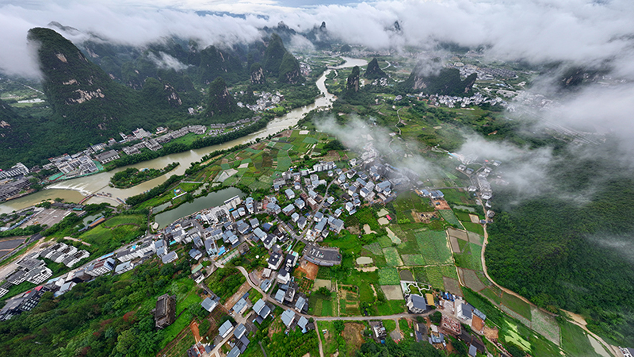 陽朔鎮雲海景觀