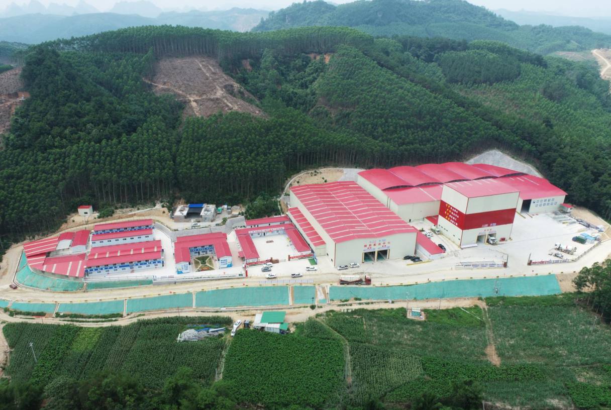 罗城至宜州高速公路厂站建设。叶磊摄
