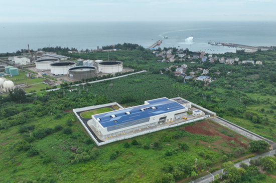 航拍南方電網220千伏潿洲變電站。陽文志攝